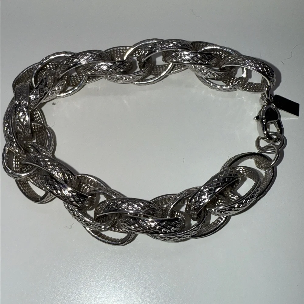 Vintage Gorgeous Silver tone Monet chunky multi link Bracelet size 6.5